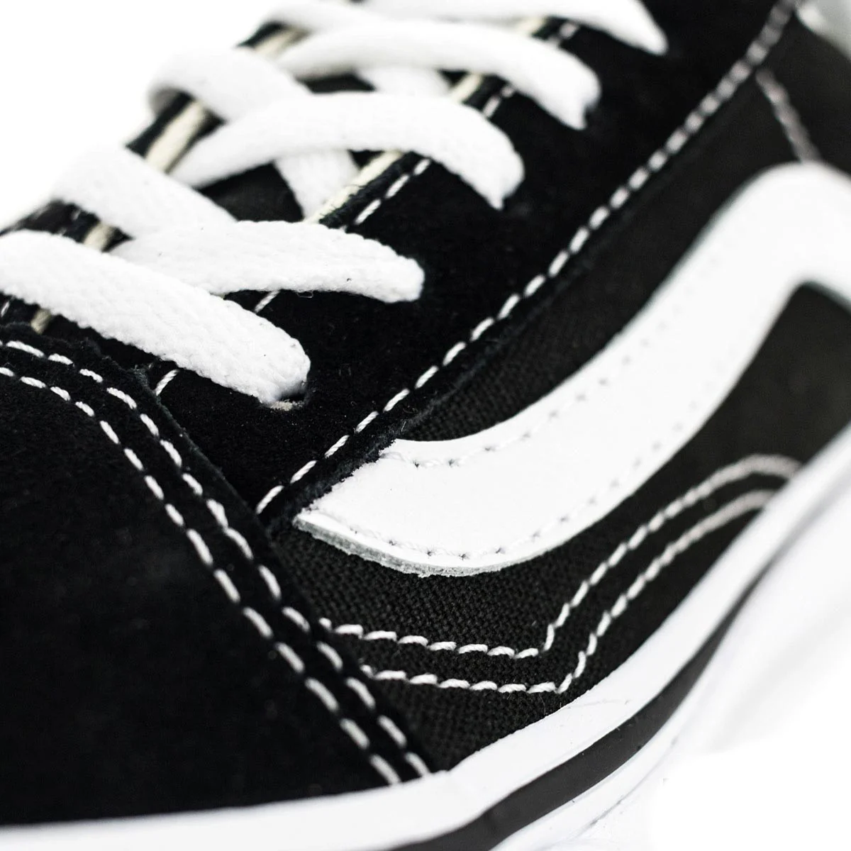 Vans Old Skool VN000W9T6BT1 - schwarz-weiss - Image 4